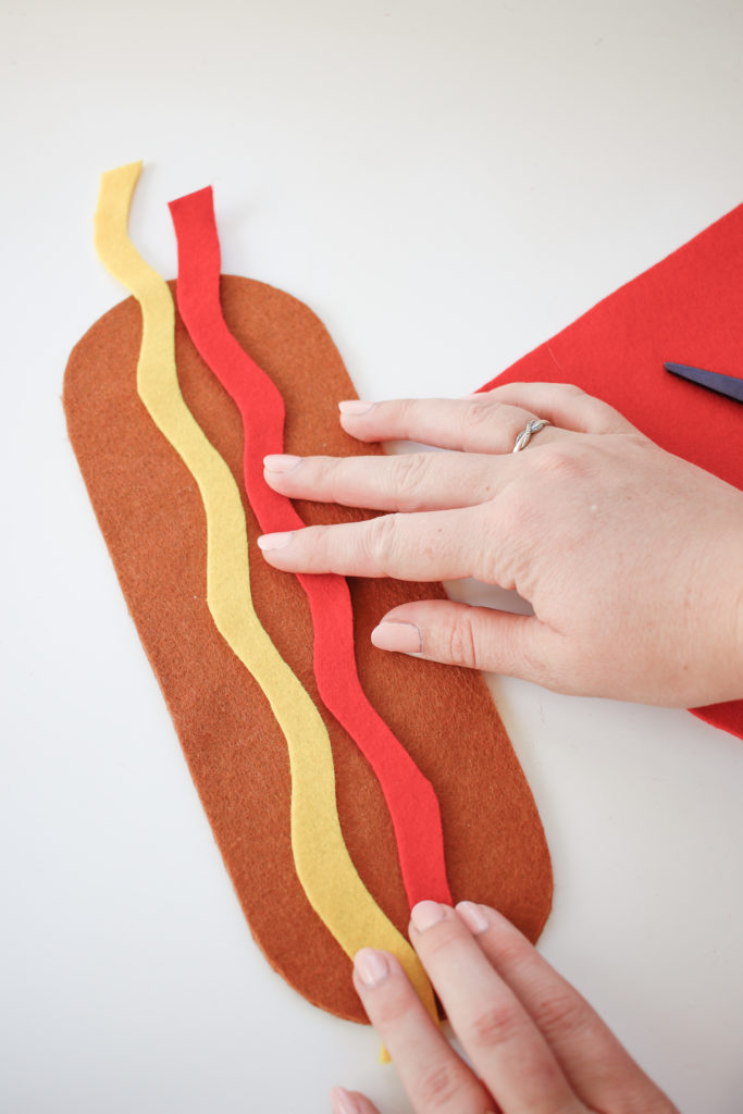 Easy DIY hotdog, ketchup, mustard family halloween costume