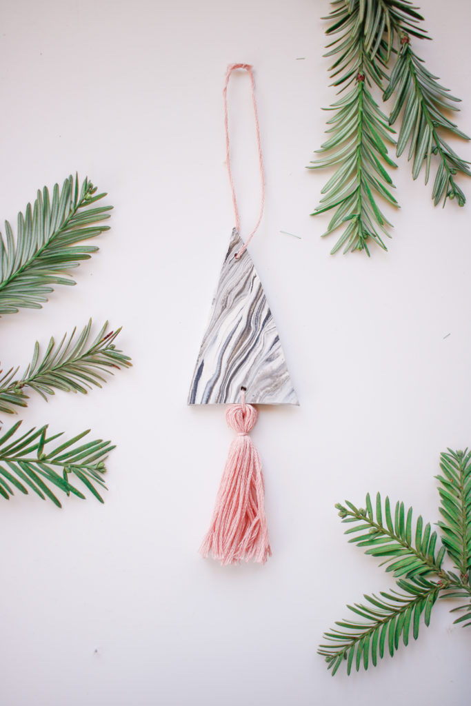 2 Easy DIY Christmas Ornaments easy-polymer-modern-tree-ornament-1 minimal