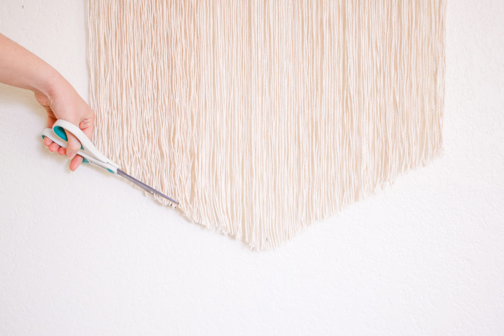 DIY Pastel Color Dyed No Weave, Easy Wall Hanging