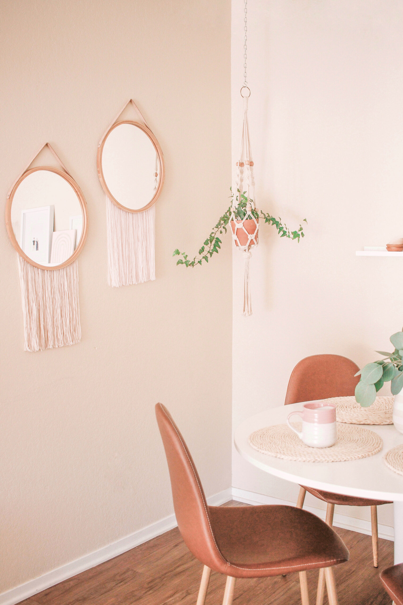 DIY Mirror Wall Hanging - mikyla