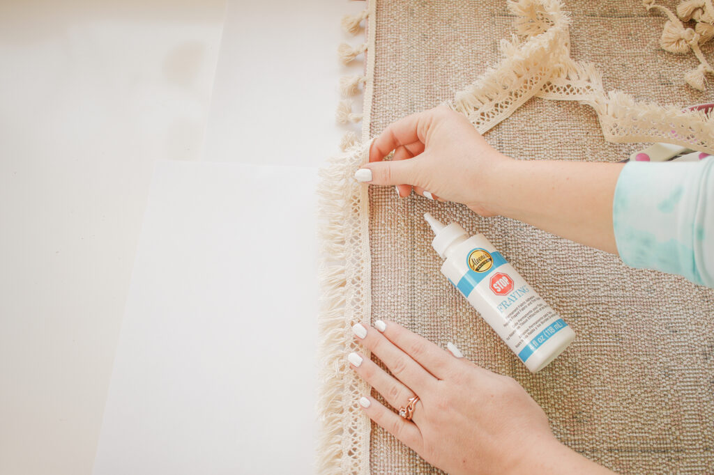 DIY Easy Tassel Rug - The Perfect Quick and Easy Home Decor DIY
