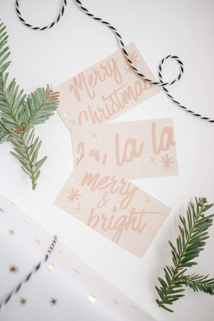 DIY Printable Christmas Gift Tags - minimal, modern and trendy