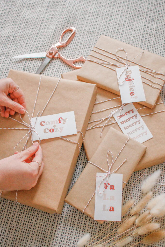 Kraft Paper Free Printable Christmas Gift Tags and Gift Wrapping