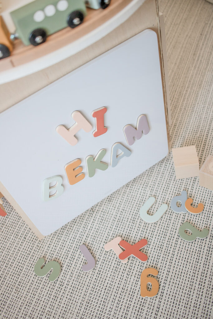 DIY Activity Cube Center for Babies and Toddlers - mikyla