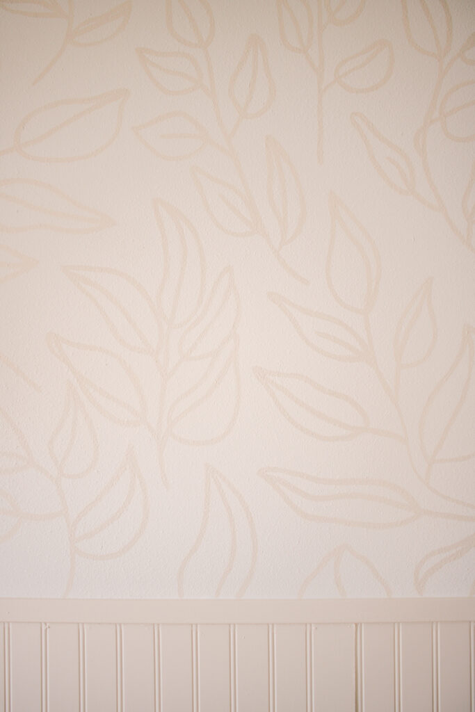 DIY Painted Foliage Wallpaper Mural, how to paint your own wallpaper. Makes the perfect home decor for the bedroom or living room!